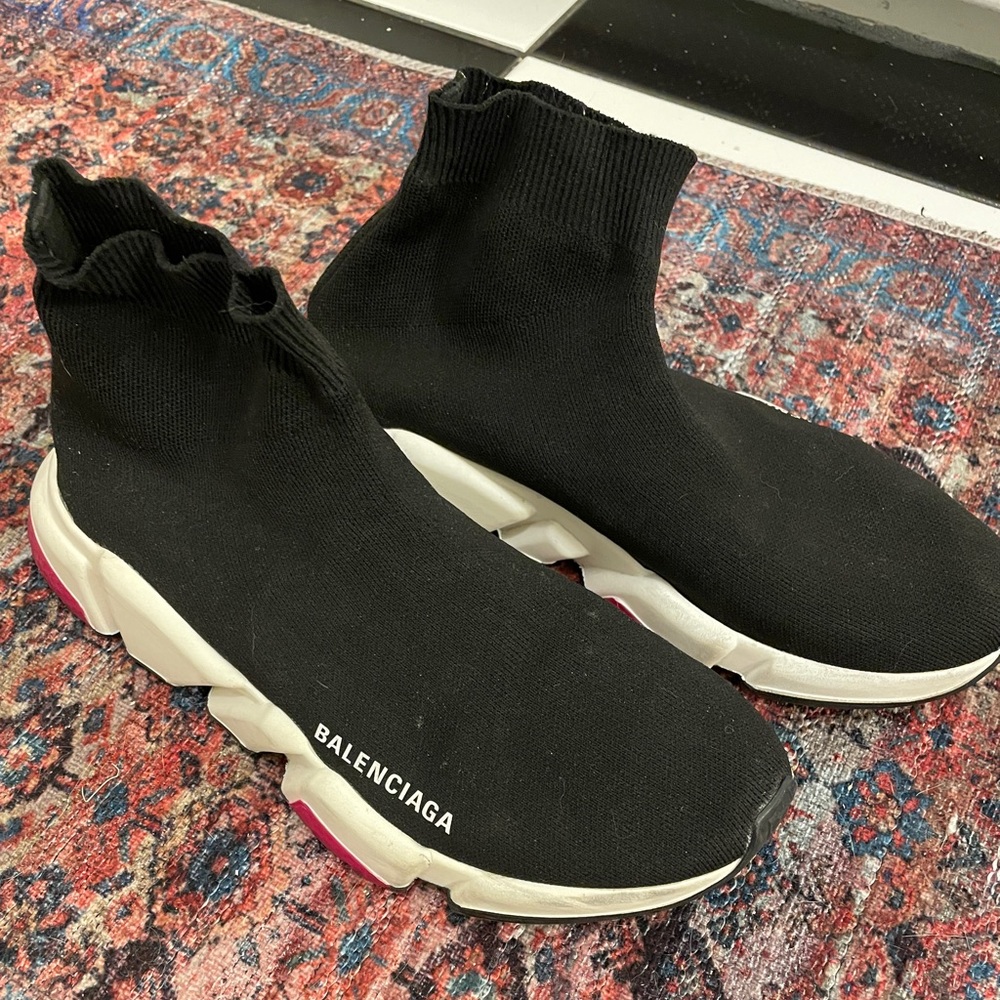 Womens Balenciaga speed trainer